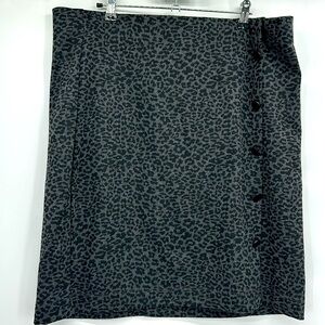 Massini Leopard Print Pencil Skirt back gray moody fall